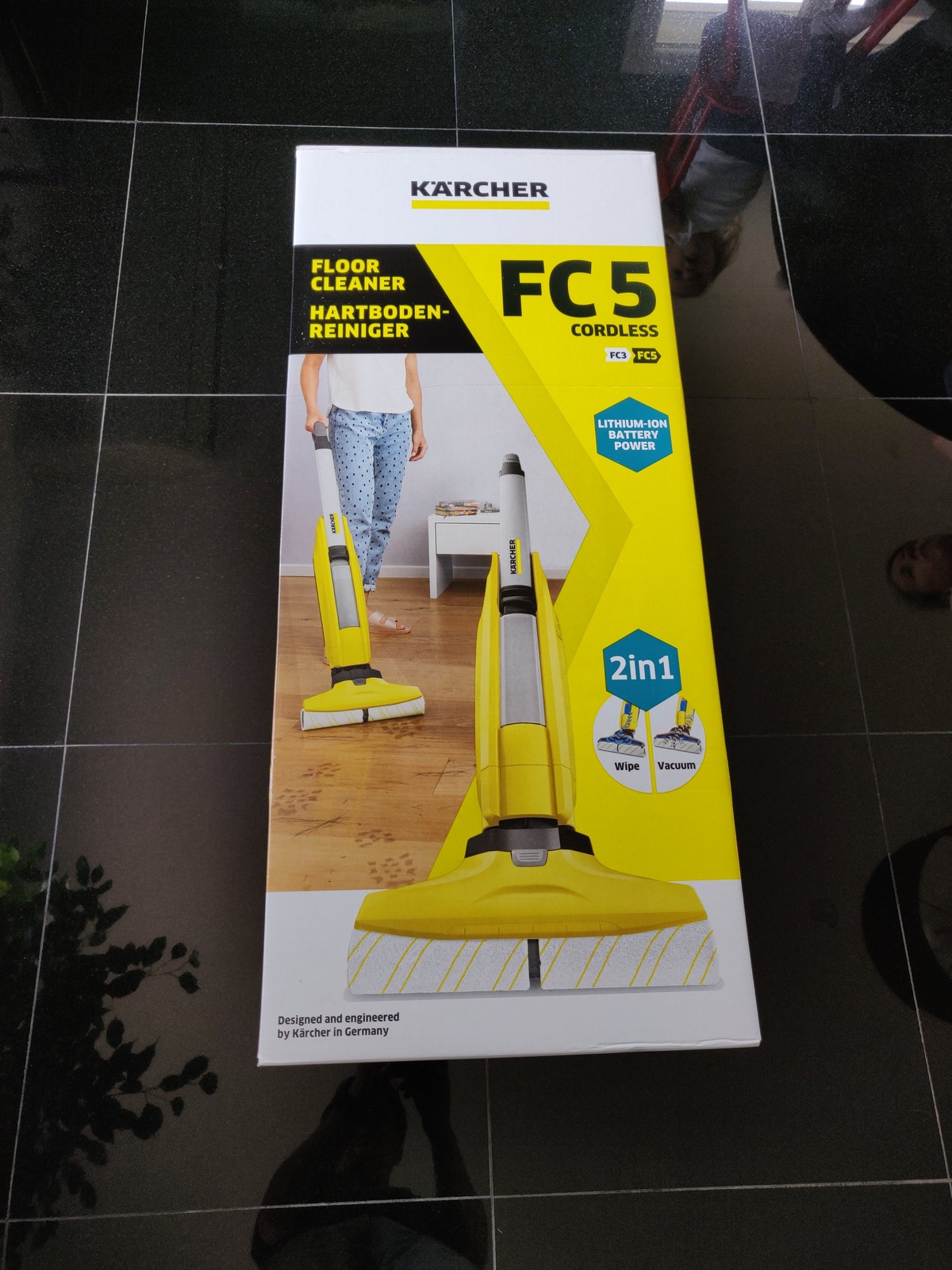 KARCHER FC5 - Nettoyeur de sols 2 en 1 avec système d'aspiration