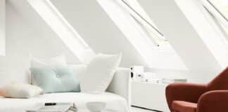 Fenêtre de toit ou puit de lumière : quelle solution choisir ?